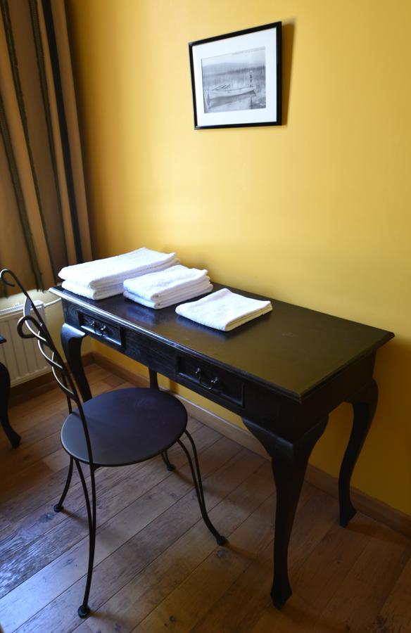 Les Lodges Du Lac Saint-Alban-de-Montbel Room photo